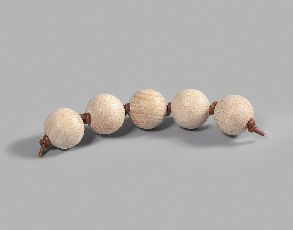 Hochet Perles de préhension en bois pour bebe sur artmontessori.ca